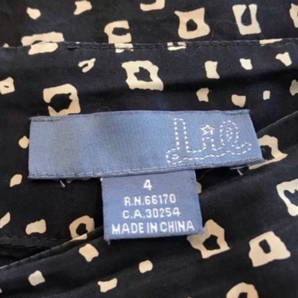 SOLD Anthropologie Lil Diamond Sky Print Silk Skirt Size 4 - Picture 7 of 8